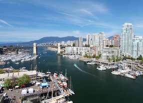 panoramic vancouver harbor marina boats skyline