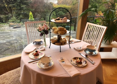 Secret Garden City Highlights and High Tea breakfast pastries